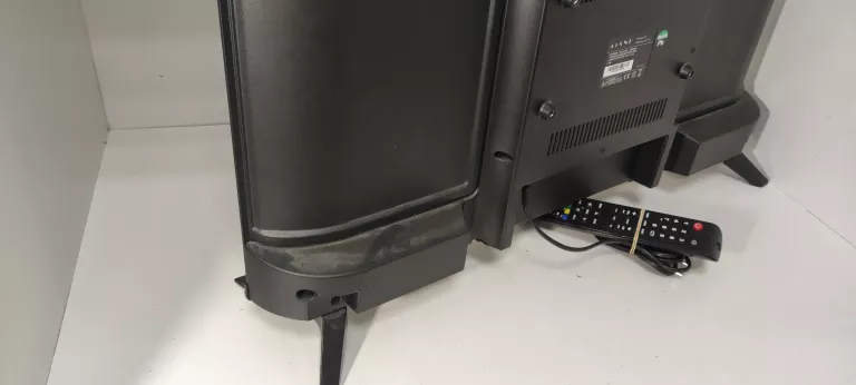 TELEWIZOR LED KIANO SLIMTV 32 / PILOT