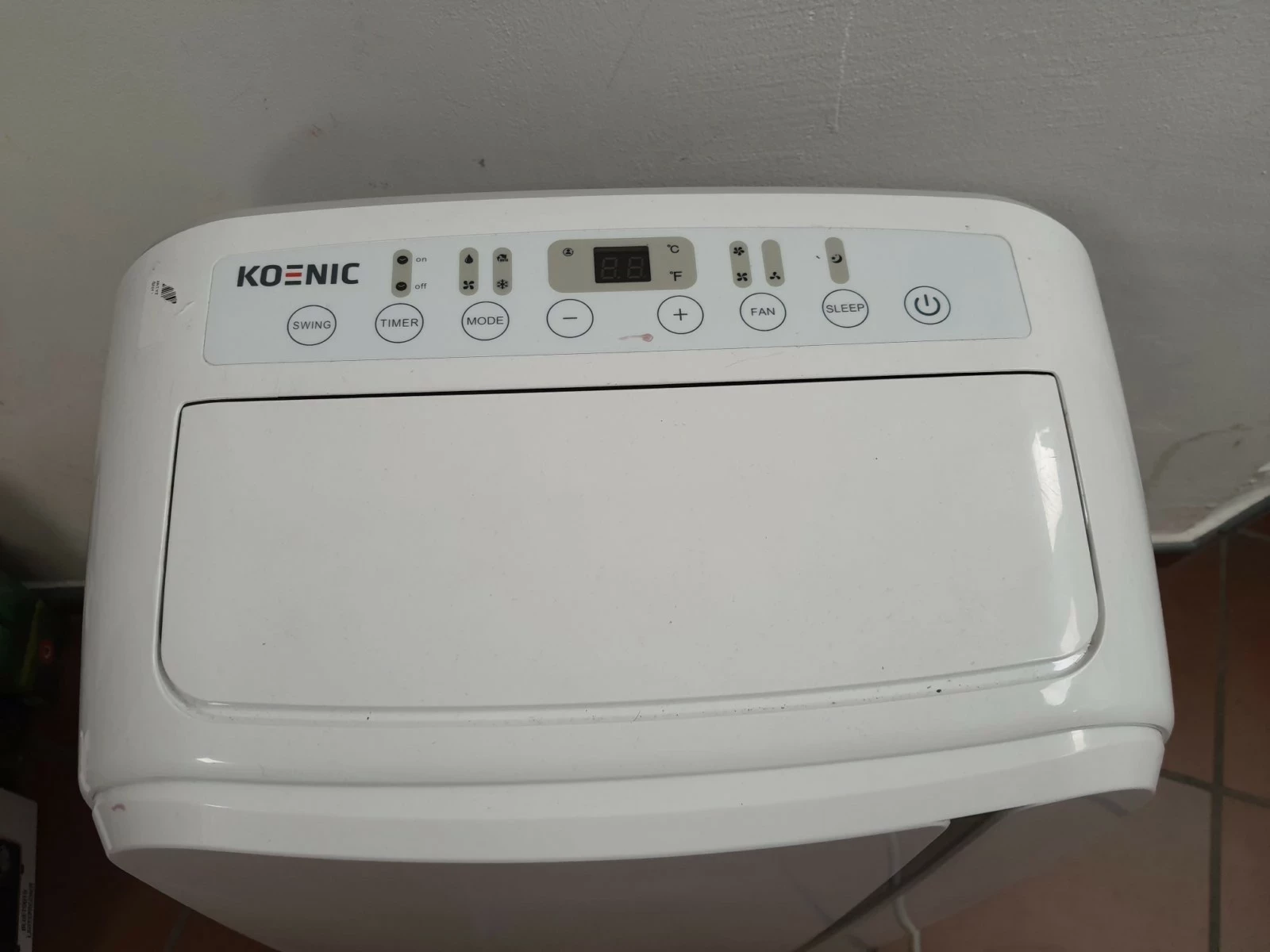 klimatyzator-przenosny-koenic-kac-3232-25kw-rura-kolor-dominujacy-bialy