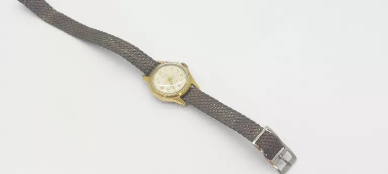 zegarek-wiesna-17-kamieni-funkcje-brak