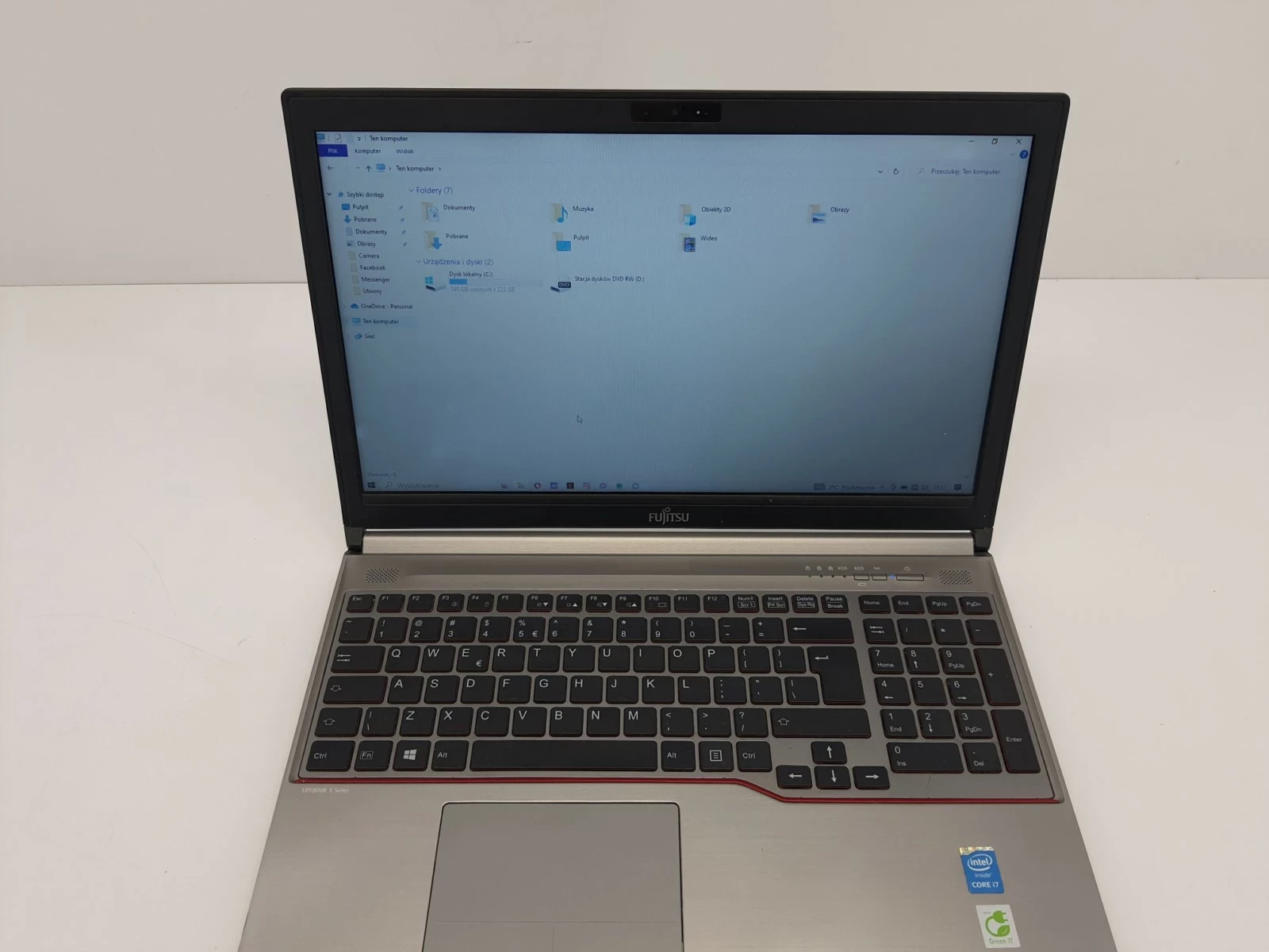laptop-fujitsu-lifebook-e-series-i7-8gb-wielkosc-pamieci-ram-8-gb