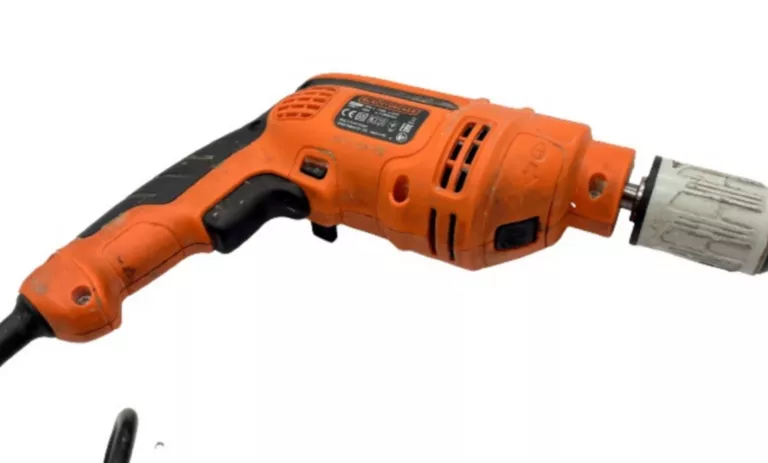 WIERTARKA UDAROWA BLACK+DECKER BDB710