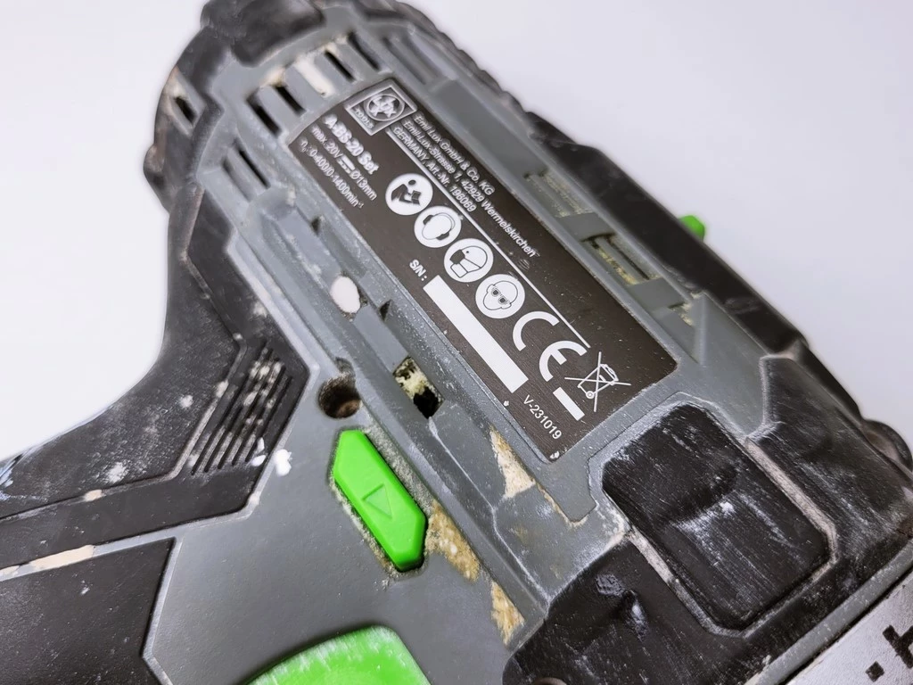 zestaw-akumulatorowych-elektronarzedzi-lux-tools-stan-uzywany