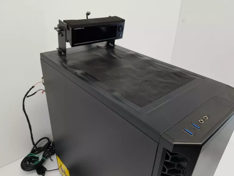 KOMPUTER AMD FX 6300 SIX CORE AMD RADEON R9