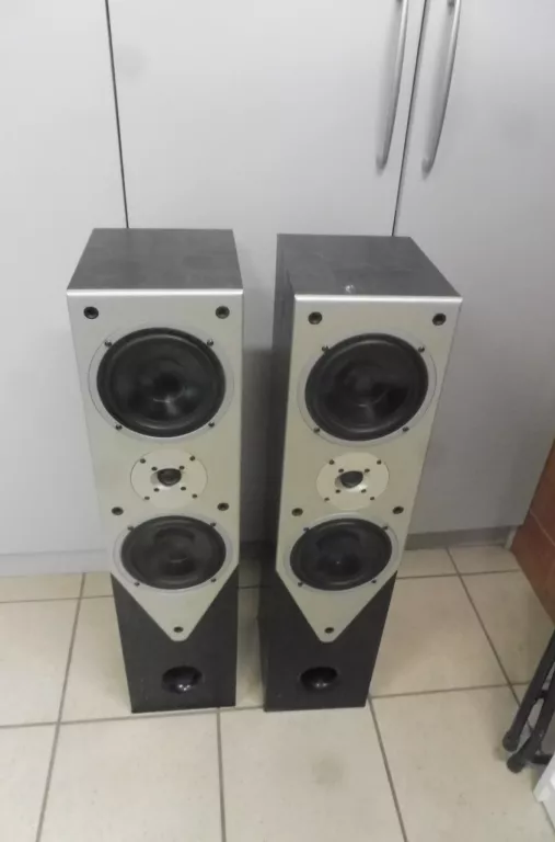 2 KOLUMNY MBC 313 E CAT