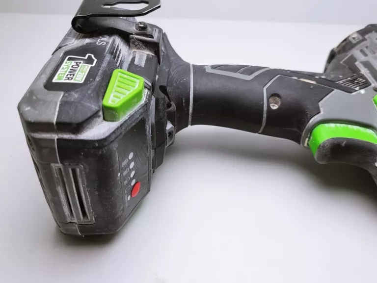 ZESTAW AKUMULATOROWYCH ELEKTRONARZĘDZI LUX TOOLS