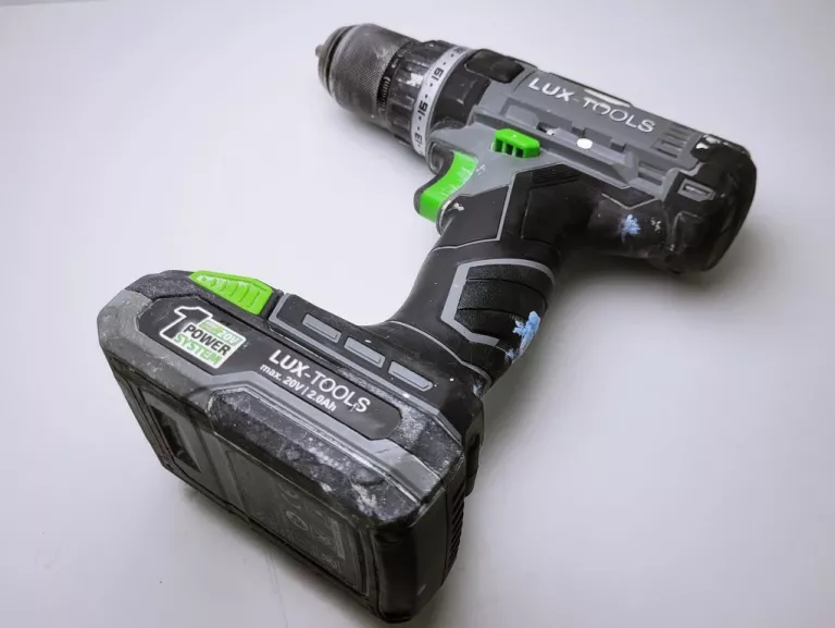 zestaw-akumulatorowych-elektronarzedzi-lux-tools-ean-gtin-6959215925926