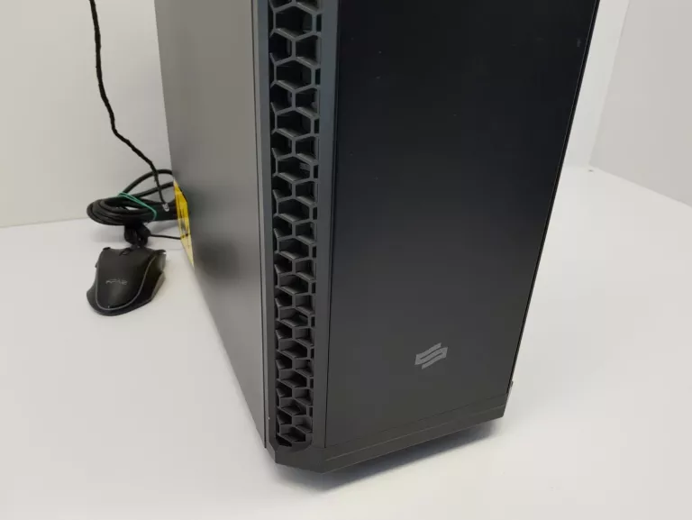 KOMPUTER AMD FX 6300 SIX CORE AMD RADEON R9