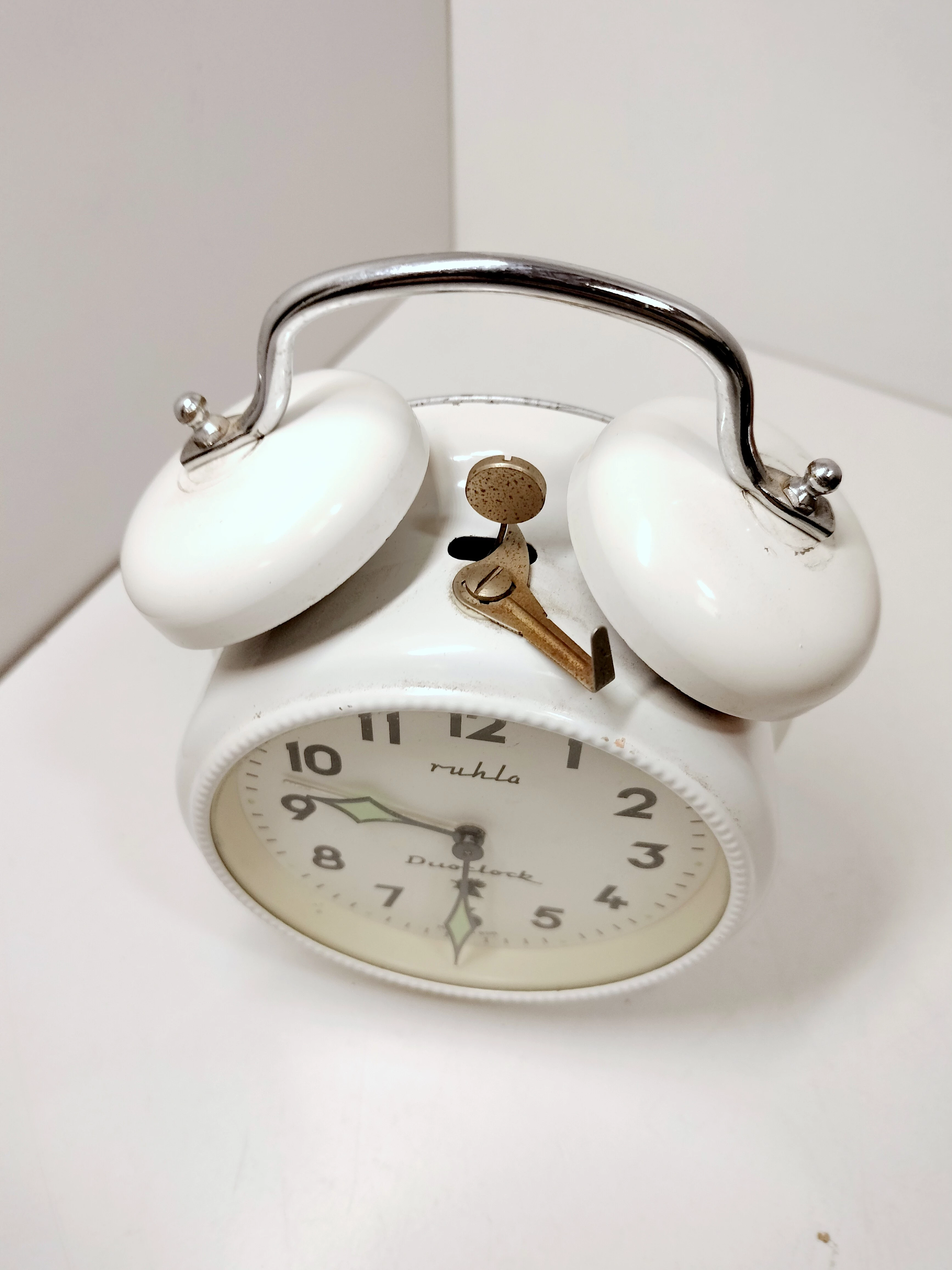 zegar-budzik-ruhla-made-in-gdr-osiedle-centrum-d1-krakow