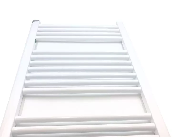 grzejnik-lazienkowy-drabinkowy-50x120-511w-bialy-zestaw-szerokosc-600