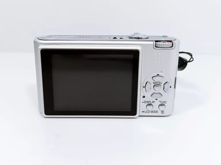APARAT CYFROWY PANASONIC FX-10 SREBRNY