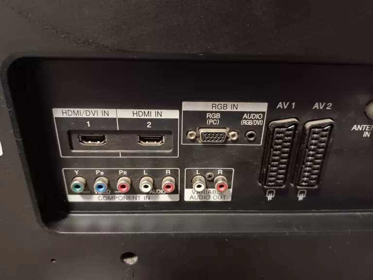 TELEWIZOR LG 32LC42+PILOT, KABEL ZASILAJĄCY