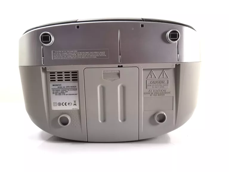 RADIO BOOMBOX CD MP3 KASETY SONY CFD-S03CP