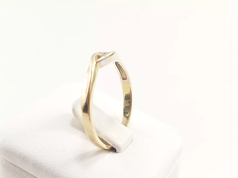 ZŁOTY PIERŚCIONEK 585 Z BRYLANTEM 0.08CT ROZMIAR 12 CERTYFIKAT DIAMENT