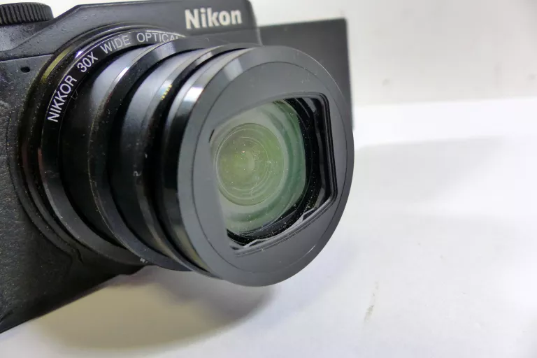 aparat-cyfrowy-nikon-s9900-czarny-model-s9900