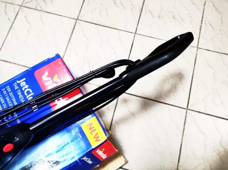ODKURZACZ PIONOWY VILEDA JETCLEAN 0677-01