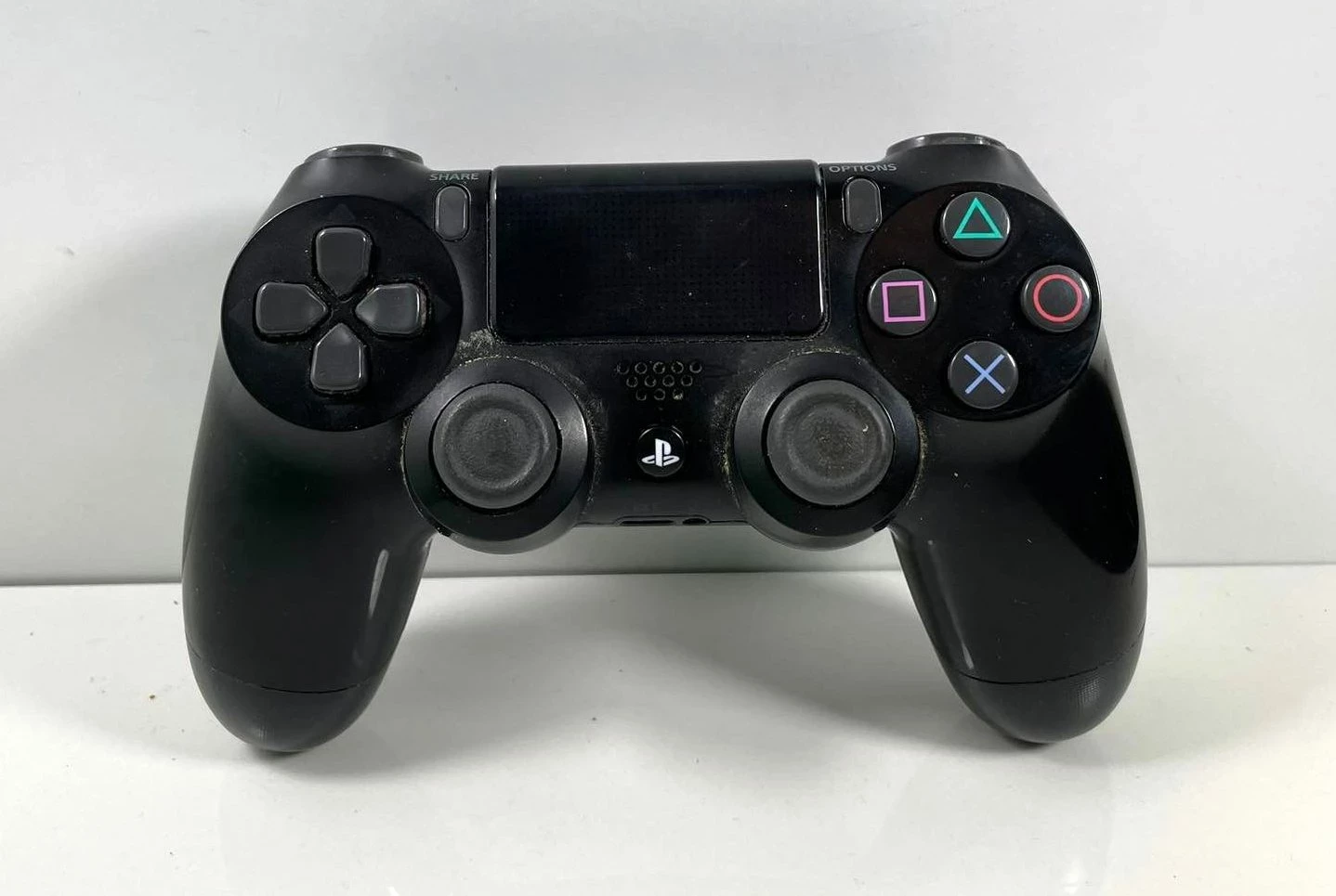 kontroler-ps4-dualshock-opis-krolewska-28-czluchow