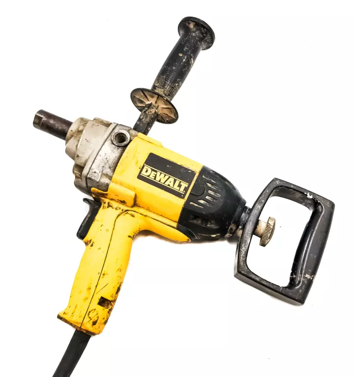 MIESZARKA DEWALT D21510 710 W 160 MM