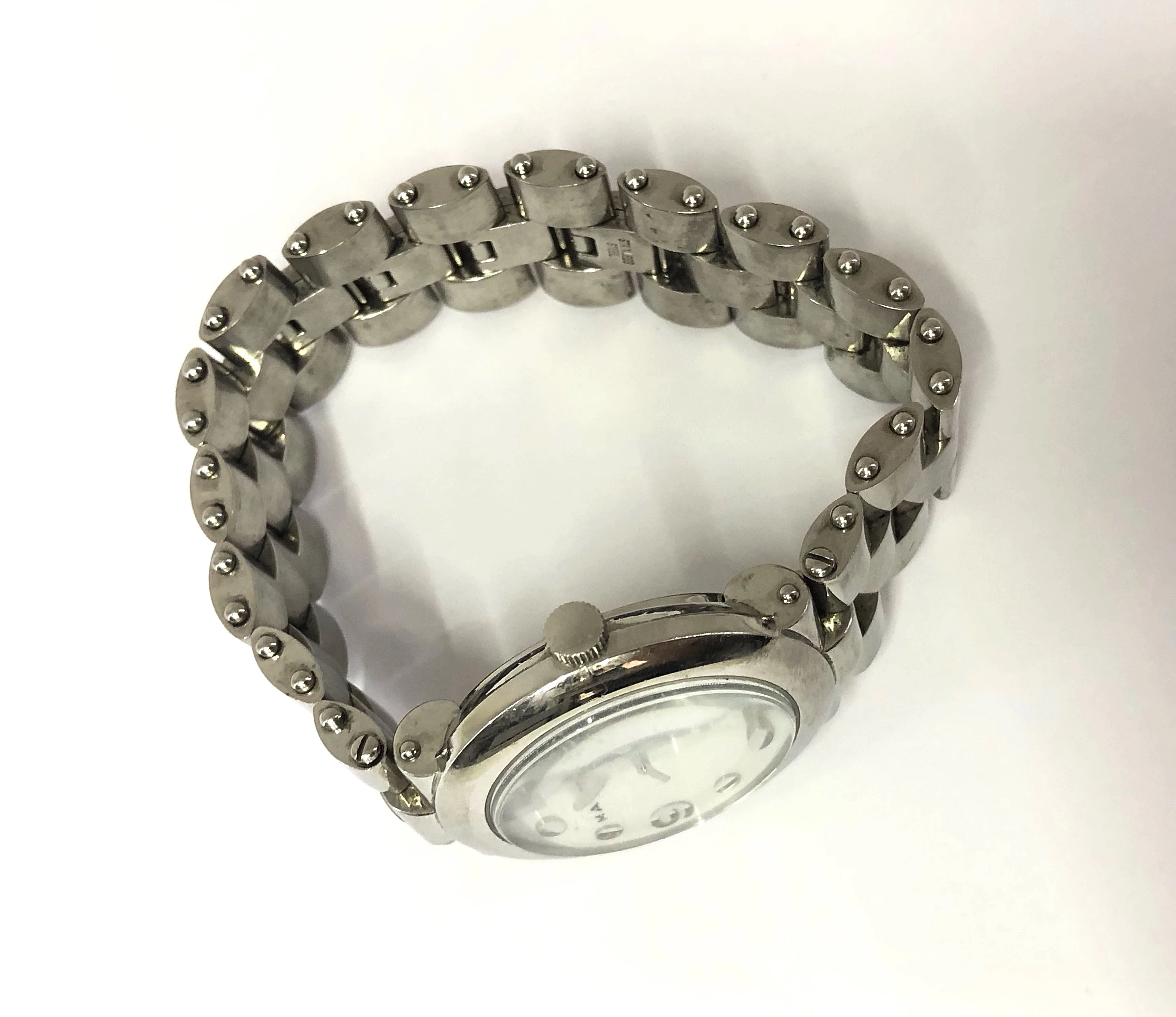 zegarek-damski-marc-by-marc-jacobs-mbm3012-ksztalt-koperty-129223-2