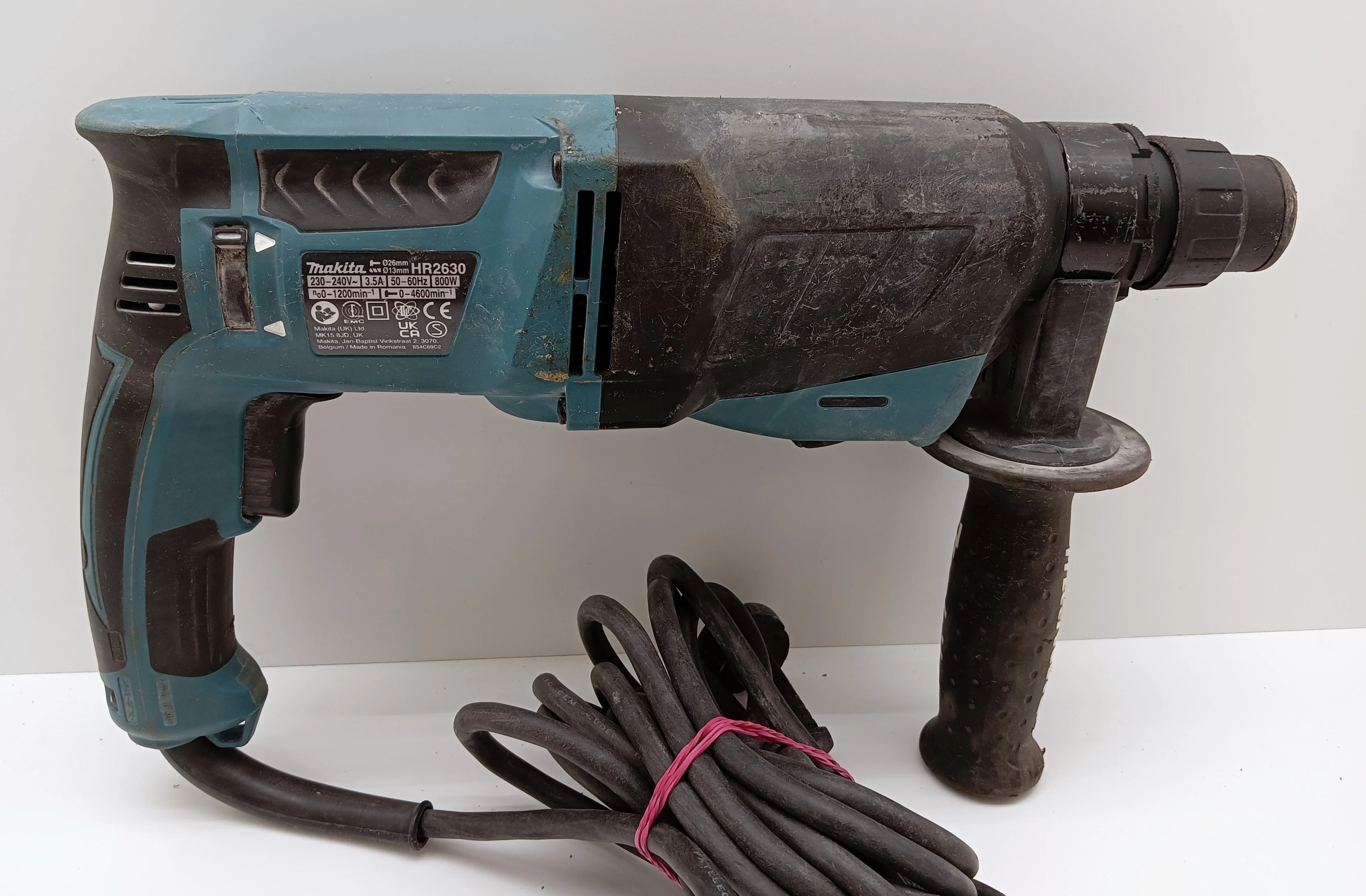 mlotowiertarka-makita-hr2630-zasilanie-sieciowe