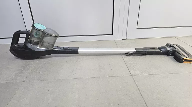 odkurzacz-pionowy-philips-speedpro-fc672601-marka-philips