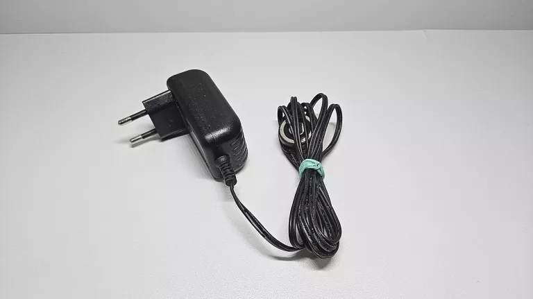 odkurzacz-pionowy-philips-speedpro-fc672601-kolor-dominujacy-czarny