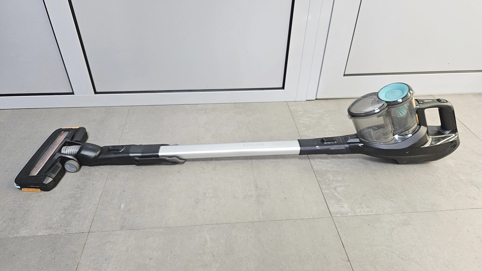 odkurzacz-pionowy-philips-speedpro-fc672601-kaliska-15-leczyca