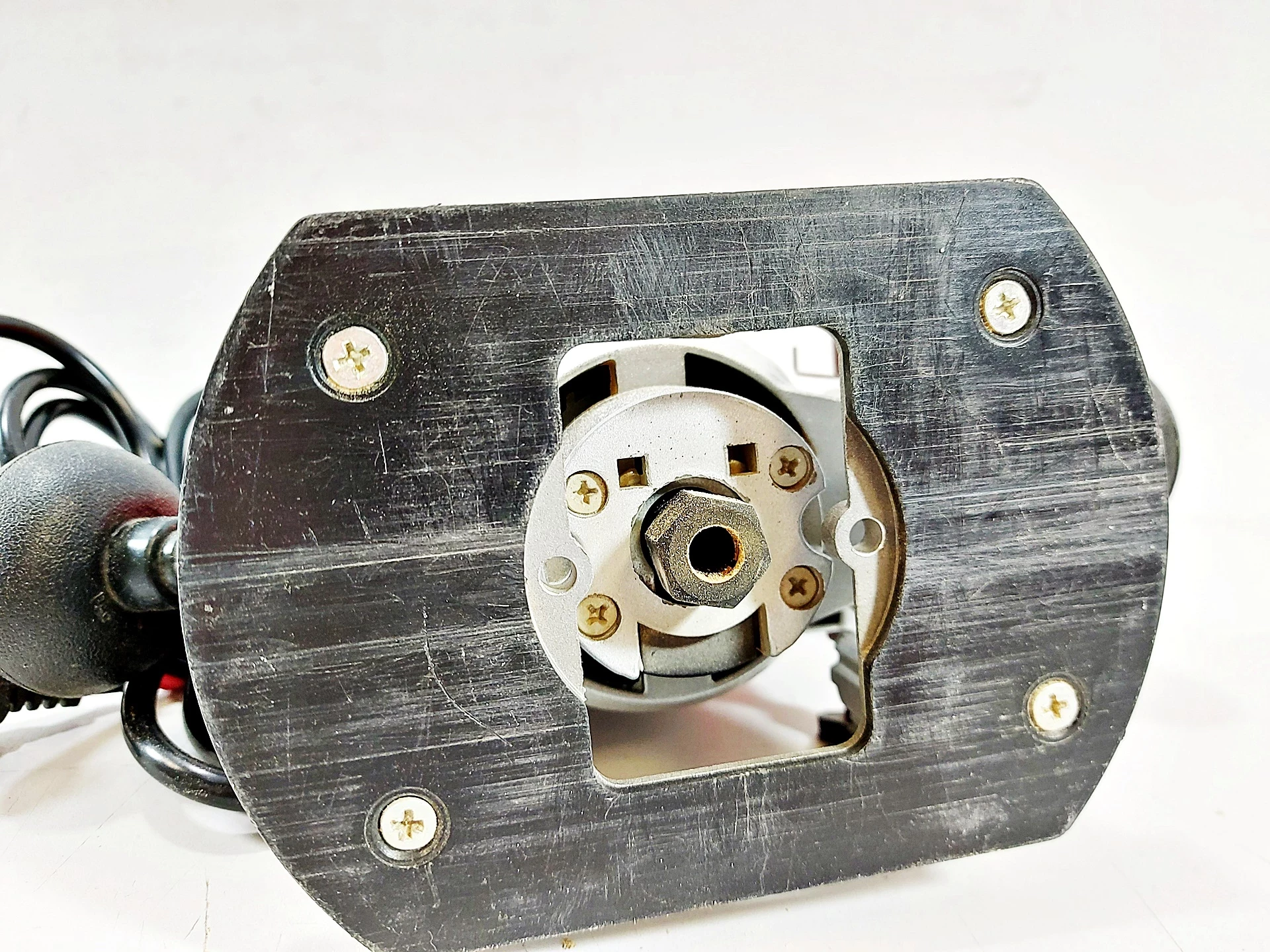 frezarka-gornowrzecionowa-nutool-red-1020w-stan-uzywany