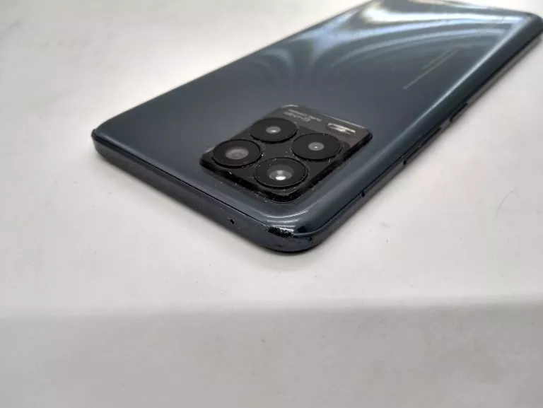 SMARTFON REALME 8 RMX3085 6/128GB SOLO