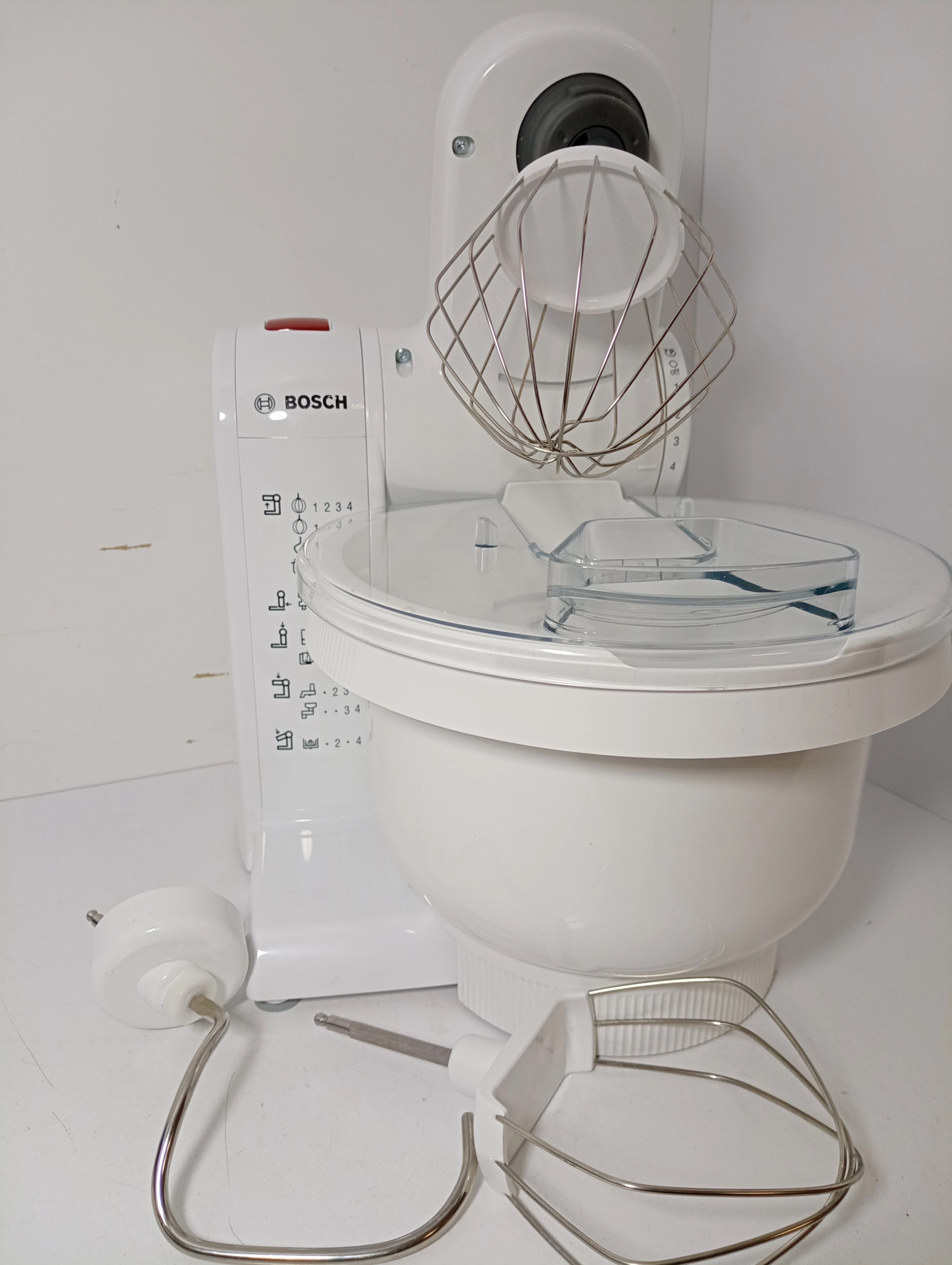 robot-kuchenny-bosch-cnum5stmisa-marka-bosch