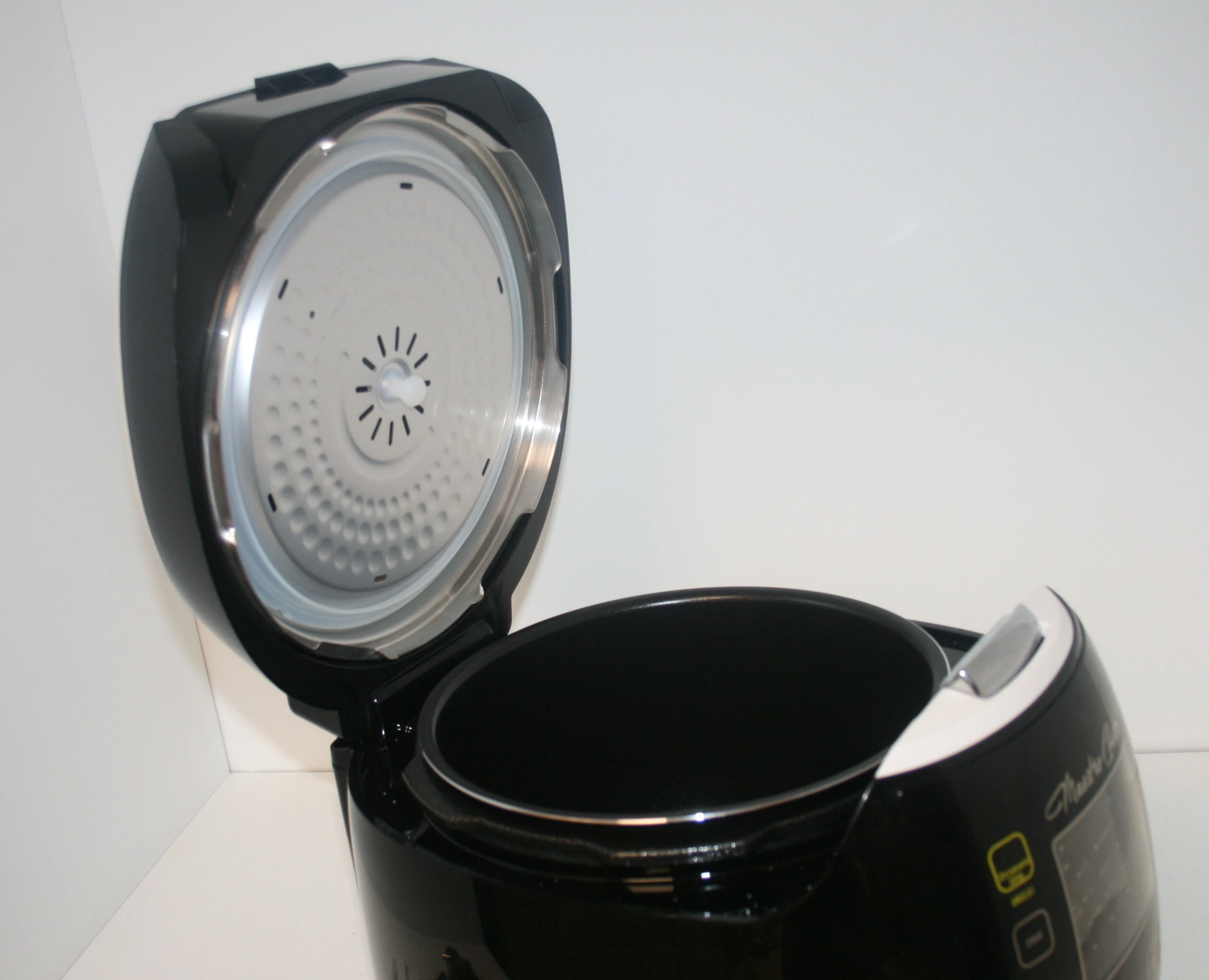 multicooker-szybkowar-parowar-maestro-gusto-2-kolor-dominujacy-czarny