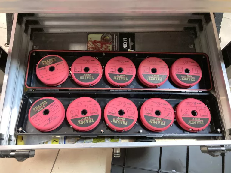 kosz-wedkarski-wyczynowy-rive-bogaty-zestaw-stan-uzywany