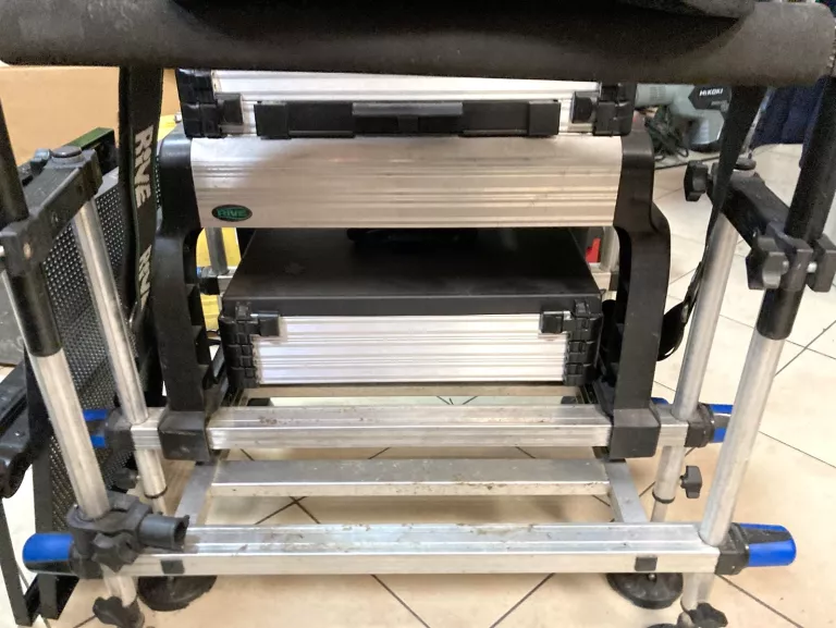 kosz-wedkarski-wyczynowy-rive-bogaty-zestaw-model-91500