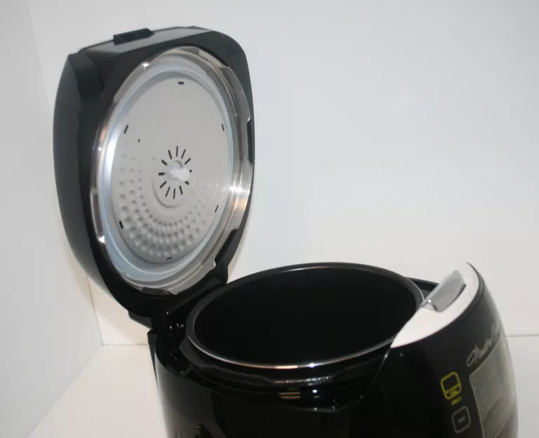 MULTICOOKER / SZYBKOWAR/ PAROWAR MAESTRO GUSTO 2