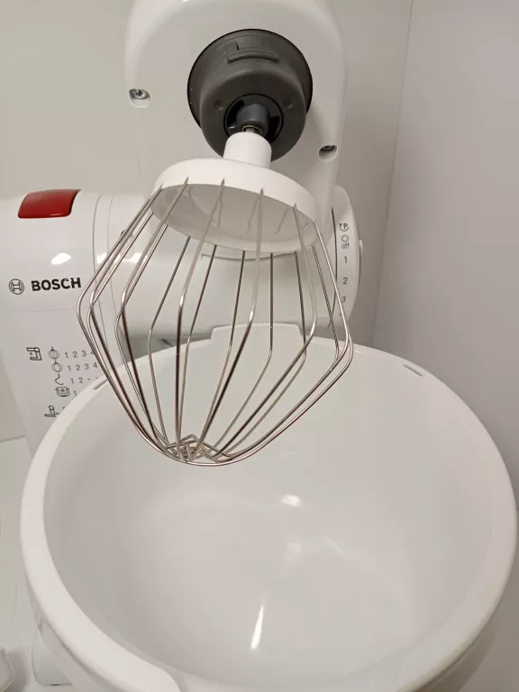 robot-kuchenny-bosch-cnum5stmisa-moc-1000