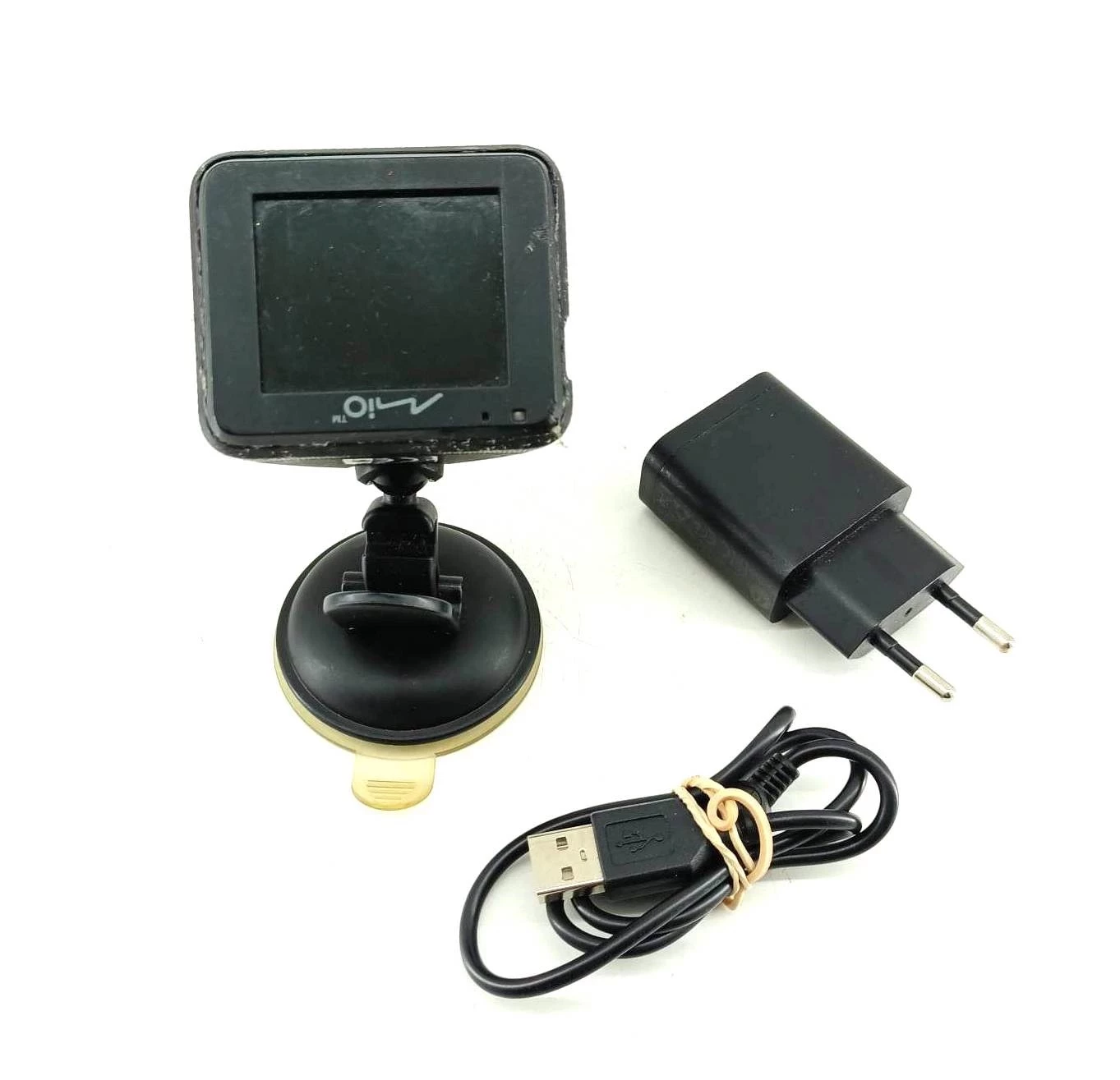 kamerka-samochodowa-mio-mivue-c320-pilsudskiego-1-belchatow