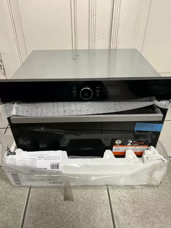 KUCHENKA MIKROFALOWA WHIRLPOOL AMW 731