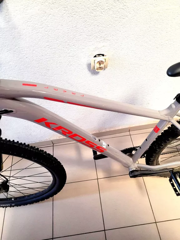 ROWER MTB KROSS LEVEL 4.0 SZARY RAMA 19 CALI