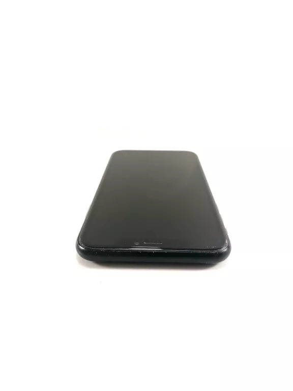 APPLE IPHONE XR 3 GB / 128 GB 81% BATERIA