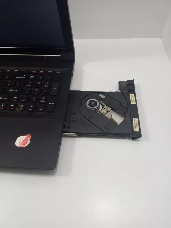 LAPTOP LENOVO B590 PENTIUM 2020M 4/222GB WIN10H