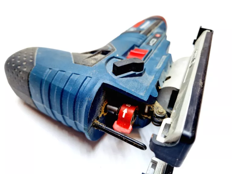 WYRZYNARKA BOSCH GST 10,8 V-LI + ŁAD