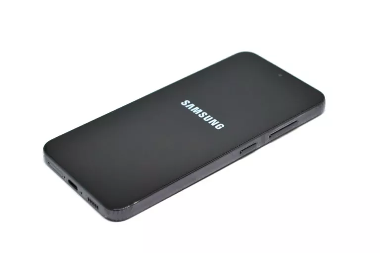 TELEFON SAMSUNG GALAXY S23 8/256GB IDEALNY WARTO