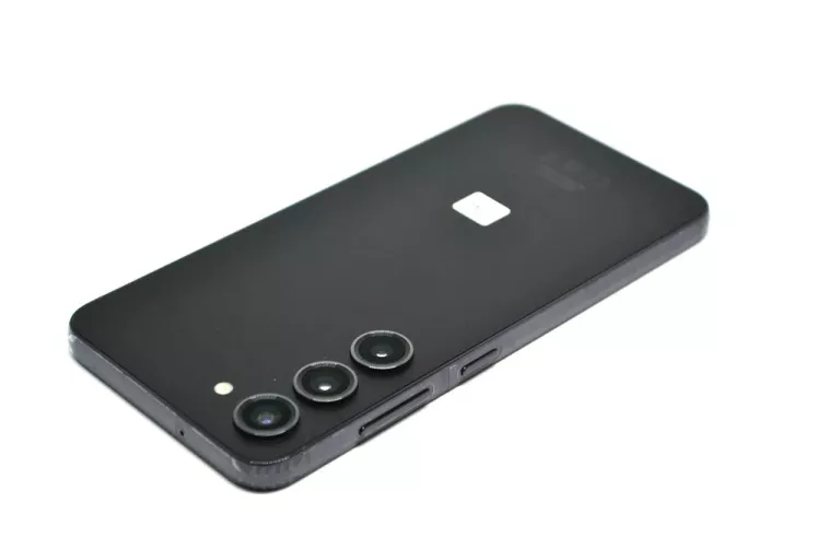 TELEFON SAMSUNG GALAXY S23 8/256GB IDEALNY WARTO