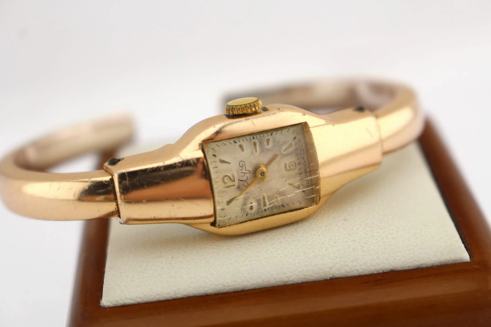 damski-zegarek-stary-rosyjski-pozlacany-stan-nie-wymaga-renowacji