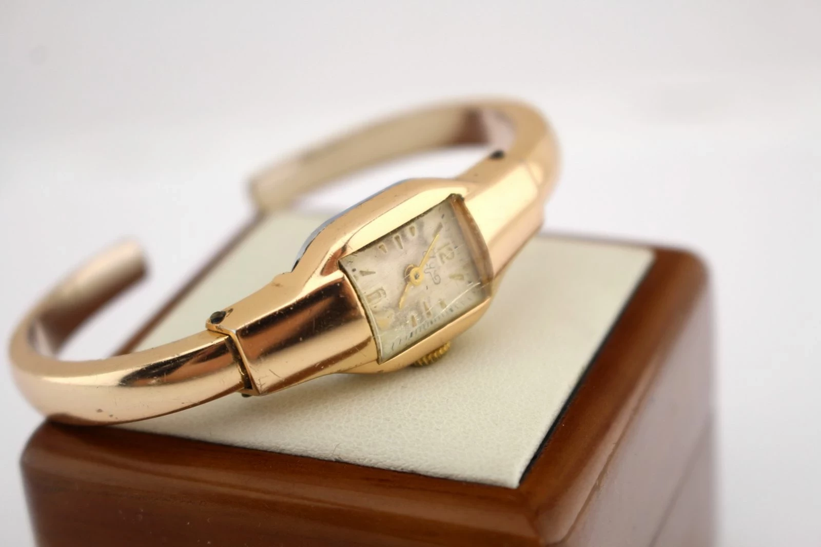 damski-zegarek-stary-rosyjski-pozlacany-hallera-53-wroclaw