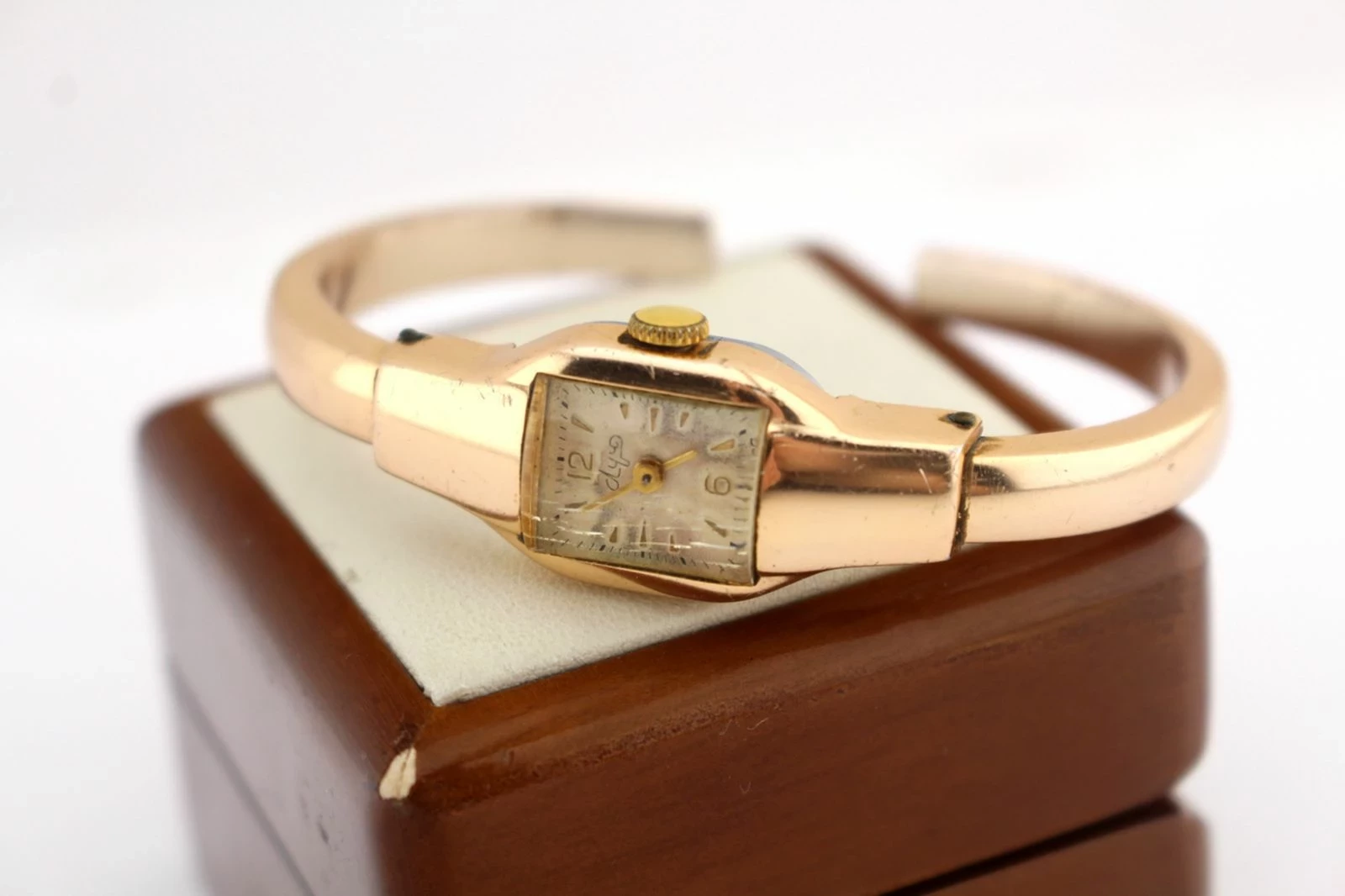 damski-zegarek-stary-rosyjski-pozlacany-stan-nie-wymaga-renowacji