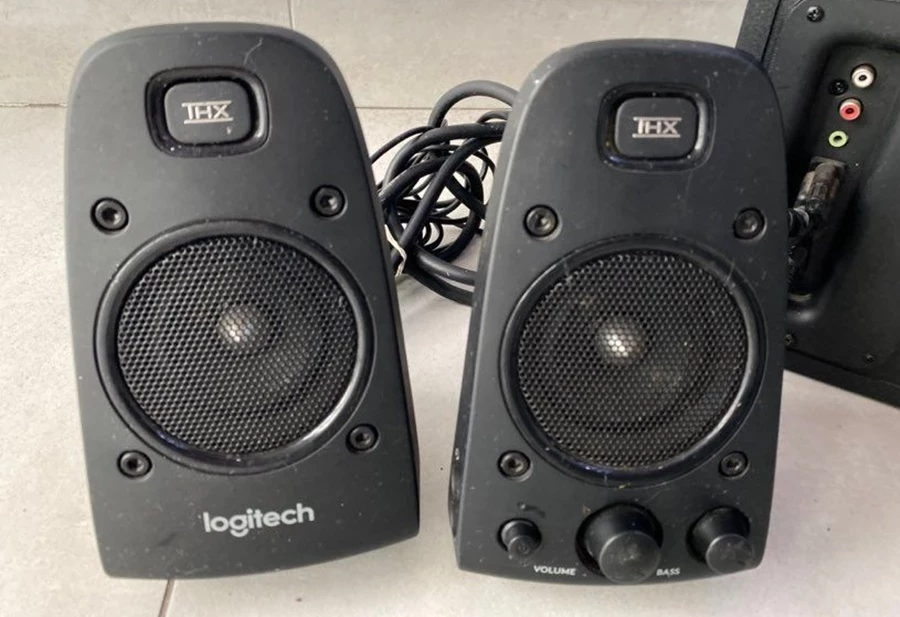 glosniki-logitech-z-623-subwoofer-stan-uzywany