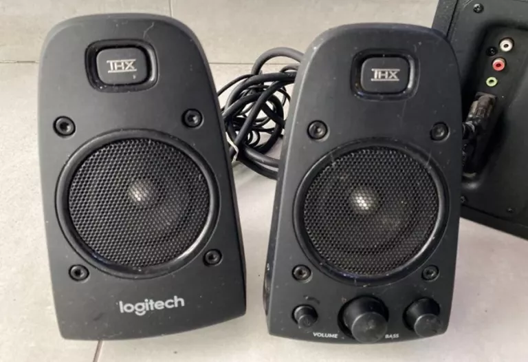 glosniki-logitech-z-623-subwoofer-stan-uzywany