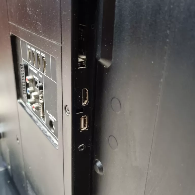 telewizor-grundig-46-vle-2012-ec-bez-pilota-opis-odbior-osobisty-format-hd-129294-2