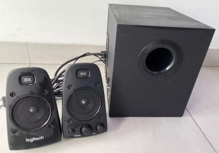 glosniki-logitech-z-623-subwoofer-al-legionow-5030-lomza