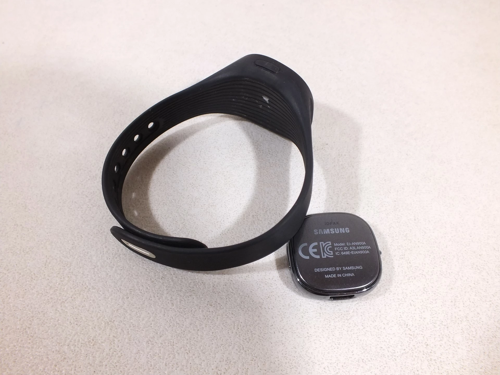 samsung-ei-an900a-samsung-activity-tracker-kolor-czarny